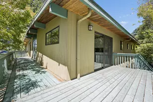 2950 SW Sunset Blvd, Portland, OR 97239 - Photo 2