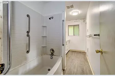700 NW 80th St, Vancouver, WA 98665 - Photo 14