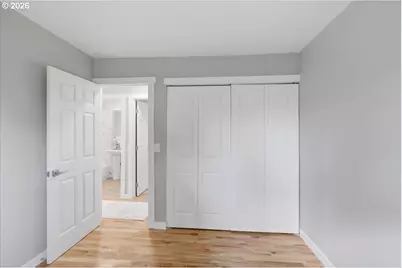 10218 N Tyler Ave, Portland, OR 97203 - Photo 18