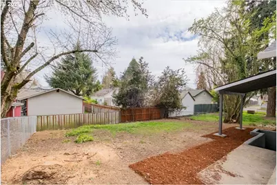 10218 N Tyler Ave, Portland, OR 97203 - Photo 36