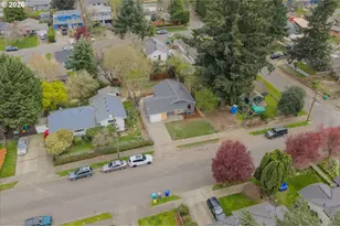 10218 N Tyler Ave, Portland, OR 97203 - Photo 40