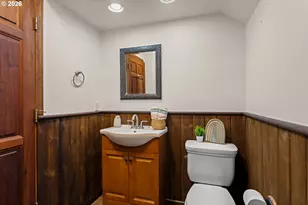 104 NW Dawnhill Ct, Grants Pass, OR 97526 - Photo 10