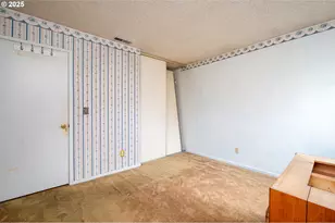 23932 NE Poplar Ct, Wood Village, OR 97060 - Photo 20