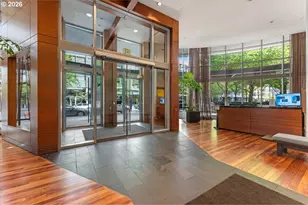 3601 S River Pkwy, Portland, OR 97239 - Photo 2