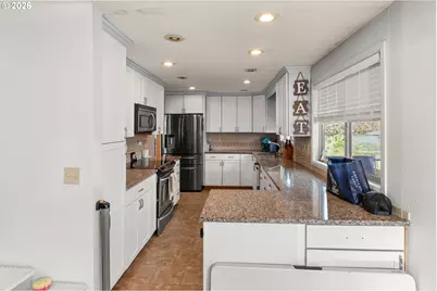 6614 SE Jennings Ave, Milwaukie, OR 97267 - Photo 14