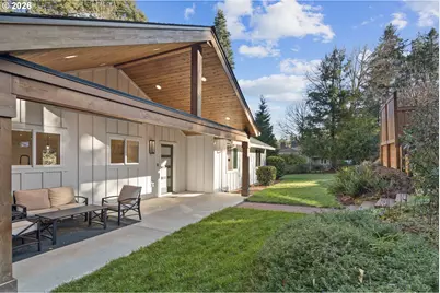 11404 S Breyman Ct, Portland, OR 97219 - Photo 2