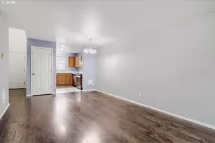 19155 SE Yamhill St, Portland, OR 97233 - Photo 8