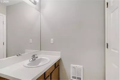 19155 SE Yamhill St #17, Portland, OR 97233 - Photo 26