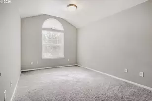 19155 SE Yamhill St, Portland, OR 97233 - Photo 20