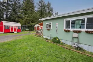 93621 Driftwood Inn Ln, North Bend, OR 97459 - Photo 14