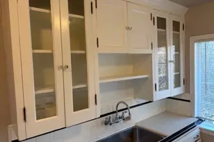 2010 SE Sherman St, Portland, OR 97214 - Photo 14