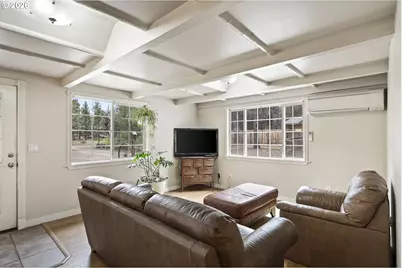 16024 Leona Ln, La Pine, OR 97739 - Photo 8