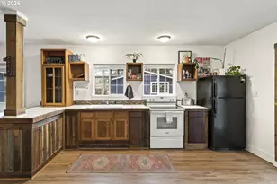16024 Leona Ln, La Pine, OR 97739 - Photo 8