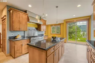 48025 E Historic Columbia Ri Hwy, Corbett, OR 97019 - Photo 20