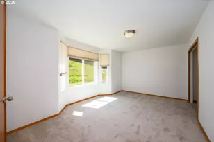 781 Lone Rock Rd, Glide, OR 97443 - Photo 8