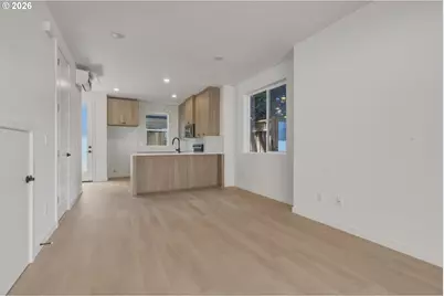 6181 N Albina Ave #5, Portland, OR 97217 - Photo 4
