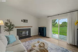 726 S Linden St, Cornelius, OR 97113 - Photo 6