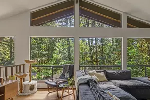 70165 E Barlow Trail Rd, Rhododendron, OR 97049 - Photo 2