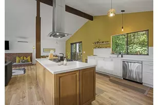 70165 E Barlow Trail Rd, Rhododendron, OR 97049 - Photo 12