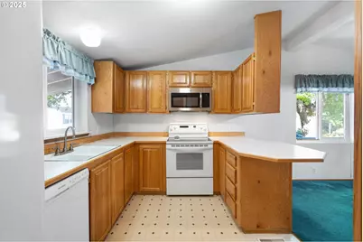 5050 Columbus St #169, Albany, OR 97322 - Photo 8