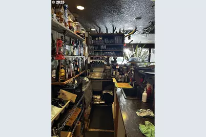 4310 SE Woodstock Blvd, Portland, OR 97206 - Photo 10