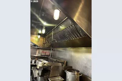 4310 SE Woodstock Blvd, Portland, OR 97206 - Photo 14