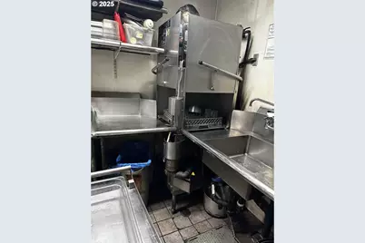 4310 SE Woodstock Blvd, Portland, OR 97206 - Photo 18