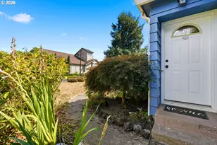 945 N Juniper St, Canby, OR 97013 - Photo 4