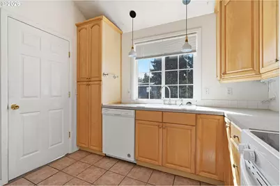 945 N Juniper St, Canby, OR 97013 - Photo 16