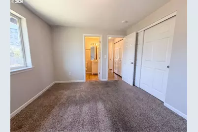 3042 Colleen St, Salem, OR 97305 - Photo 10