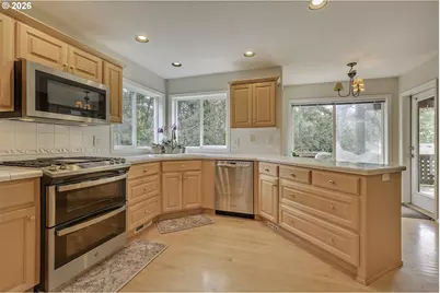 3114 SW Wilbard St, Portland, OR 97219 - Photo 10