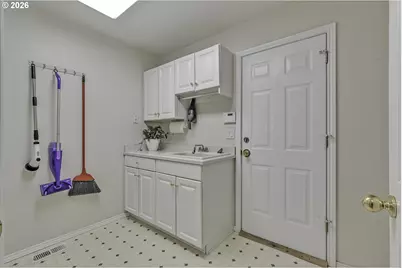 3114 SW Wilbard St, Portland, OR 97219 - Photo 20