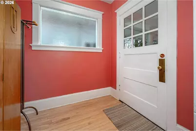 928 SE 37th Ave, Portland, OR 97214 - Photo 8