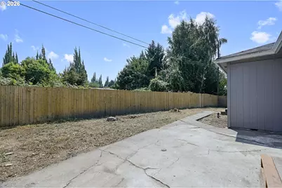 256 Douglas St, Longview, WA 98632 - Photo 38