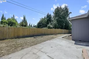 256 Douglas St, Longview, WA 98632 - Photo 38