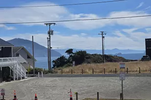 264 6th St, Port Orford, OR 97465 - Photo 2