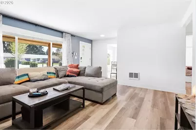 12706 NE 39th St, Vancouver, WA 98682 - Photo 4