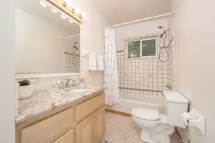 27701 SW Strawberry Hill Dr, Hillsboro, OR 97123 - Photo 24