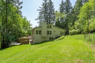 27701 SW Strawberry Hill Dr, Hillsboro, OR 97123 - Photo 6