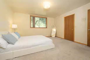 27701 SW Strawberry Hill Dr, Hillsboro, OR 97123 - Photo 26