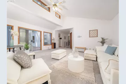 27701 SW Strawberry Hill Dr, Hillsboro, OR 97123 - Photo 10