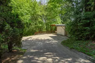 27701 SW Strawberry Hill Dr, Hillsboro, OR 97123 - Photo 46