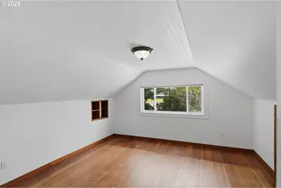567 S 6th St, Coos Bay, OR 97420 - Photo 22