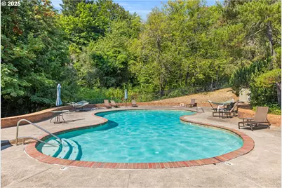7538 SW Barnes Rd #H, Portland, OR 97225 - Photo 32