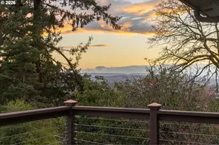 4416 SW Chesapeak Ave, Portland, OR 97239 - Photo 10