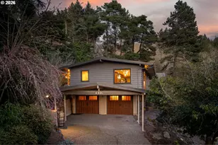 4416 SW Chesapeak Ave, Portland, OR 97239 - Photo 4