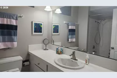 7520 SW Belmont Dr, Beaverton, OR 97008 - Photo 14