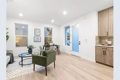 8330 N Bank St, Portland, OR 97203 - Photo 2