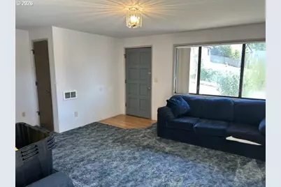 1125 Maple St, Myrtle Point, OR 97458 - Photo 8