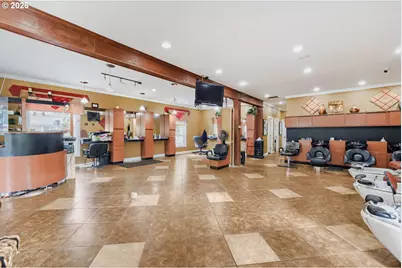 323 W Powell Blvd, Gresham, OR 97030 - Photo 10